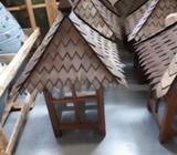 TEAK GARDEN LAMP