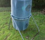 Bin - rotation bin for recycling food scraps