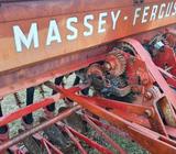 Massey Fergussen Seeder