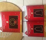 3 window Decorations $30