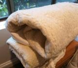 Lambswool underlay singles x 2