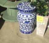 Hamptons Blue willow stool