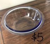 Glass bowl - like new