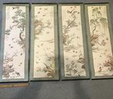 4 matching print with hangers