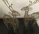Set of 2 metal reindeers
