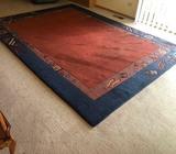 Hand Made Designer Rug 100% Acrylic, 2.4 x 3.4