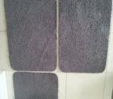 Grey bathroom Mat set