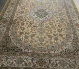 Rug and carpet 200 by 300 cm