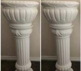 Pot and pedestal set