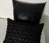 Cushions 2 black