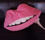 LIPS CUSHION IKEA