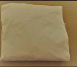 pale lemon queen fitted sheet in good condition