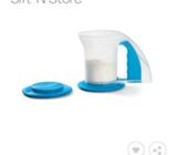 Tupperware sifter- Sift 'n' Store