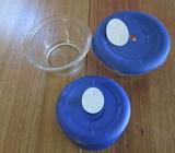 2 pyrex 390mL glass bowls with covers