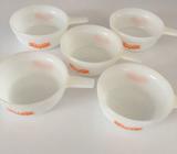 Set of 5 Vintage Pyrex Ramekins