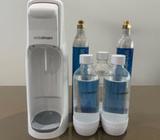 Sodastream bundle with 2 cartridges and 3 bottles
