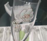 6 x Perrier Jouet Champagne Flutes