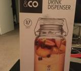 Glass drink dispenser for cocktails