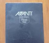 Avanti Tea Pot - Brand New