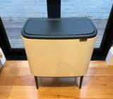 BRABANTIA BO Touch Bin 36L, white