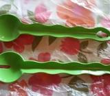 New Tupperware Salad Server