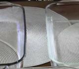 2 Pyrex cooking trays as is