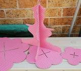 Cupcakes deserts stand