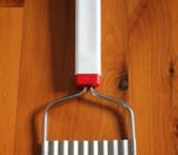 Crinkle cutter
