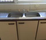 Sink with 2 bowls & 2 drip trays