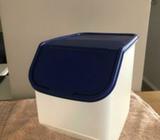 Tupperware Large Potato Keeper