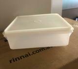 Tupperware Sweet Keeper