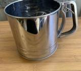 Metal Manual Flour Sifter