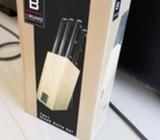 BRAND NEW Bruno Barontini 7 piece steak knife set