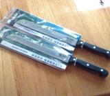 Bread knives x 2