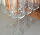 Brand new 6 wine glasses
