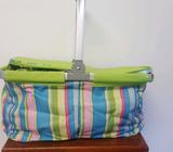 Insulated picnic hamper