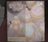 Taste rotating cupcake tree hold 10 used once with tags