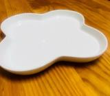 White plate