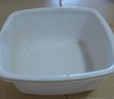 Square plastic wash basin