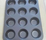 Cupcake baking tray