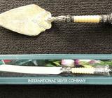 Cake knife and server