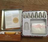 Crofton silicone piping bag set. NEW. Nic's kitchen