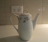 Noritake Japan 5914 Lorelle teapot/coffeepot