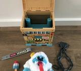 Crate creatures surprise blizz with ice cream (need batteries)
