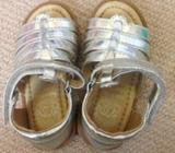 Baby shoes size 4