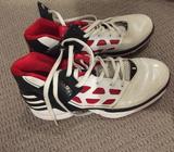 ADIDAS DERRICK ROSE BASKETBALL BOOTS - USED TWICE