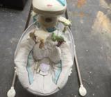 Automatic Baby Swinger in Great Condition