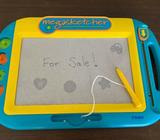 ⭐️TOMY Megasketcher: For your little artist!⭐️