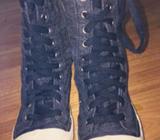 Girls denim diesel boots size 1(20.5). Location Green Valley