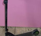 Little Kids Stunt Scooter. $30 NO OFFERS THANKS